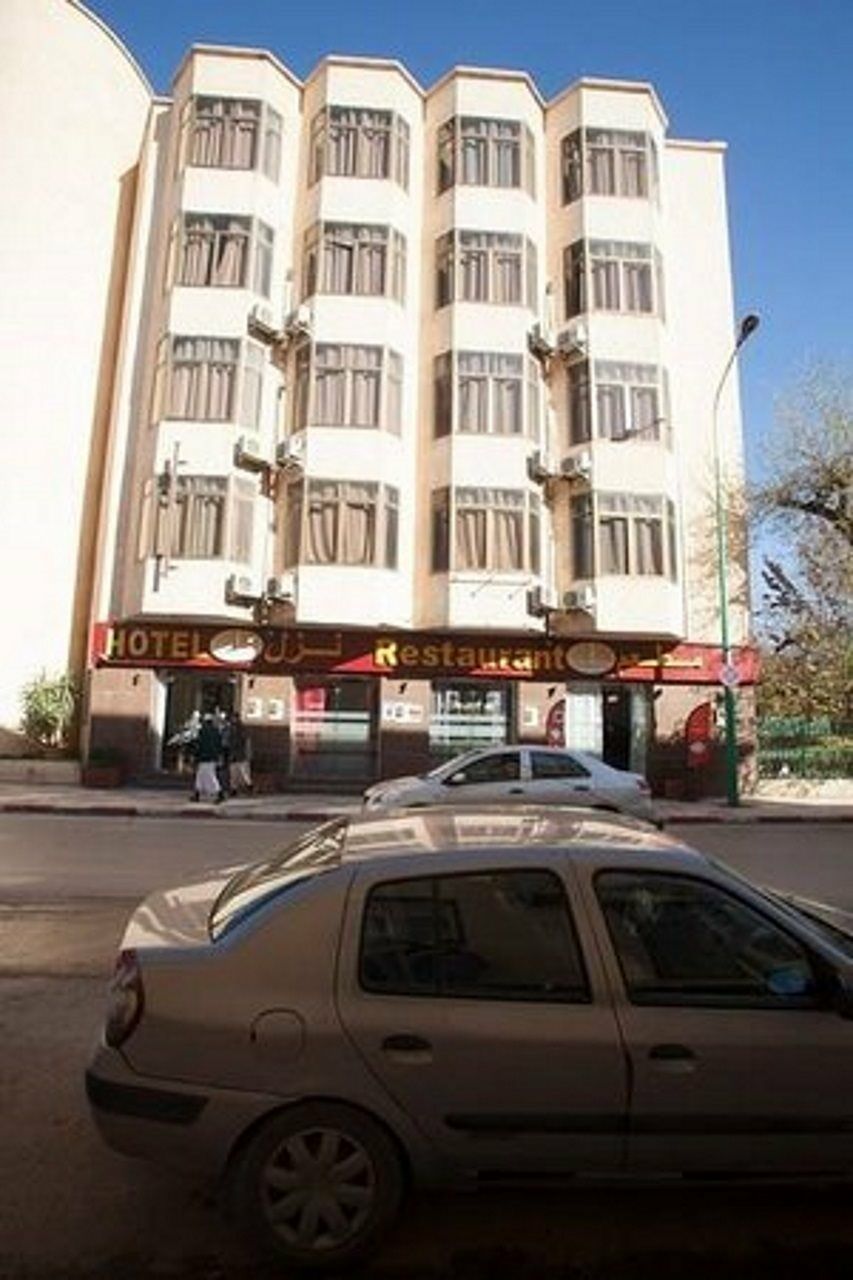 Stambouli Otel Tlemcen Dış mekan fotoğraf